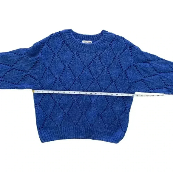 Moon River Sweater Size S - Picture 2 of 5